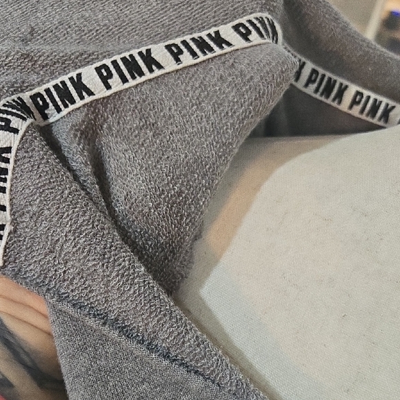 PINK Victoria's Secret Gray Hoodie Sweatshirt And Matching Shorts - Picture 9 of 9